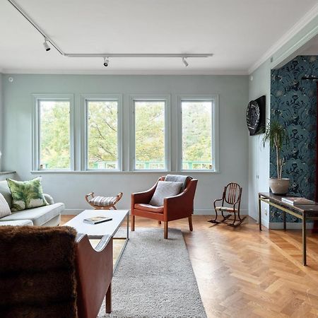 Fantastic 4 Bedroom Home In Bromma With Everything Stockholm Exterior photo