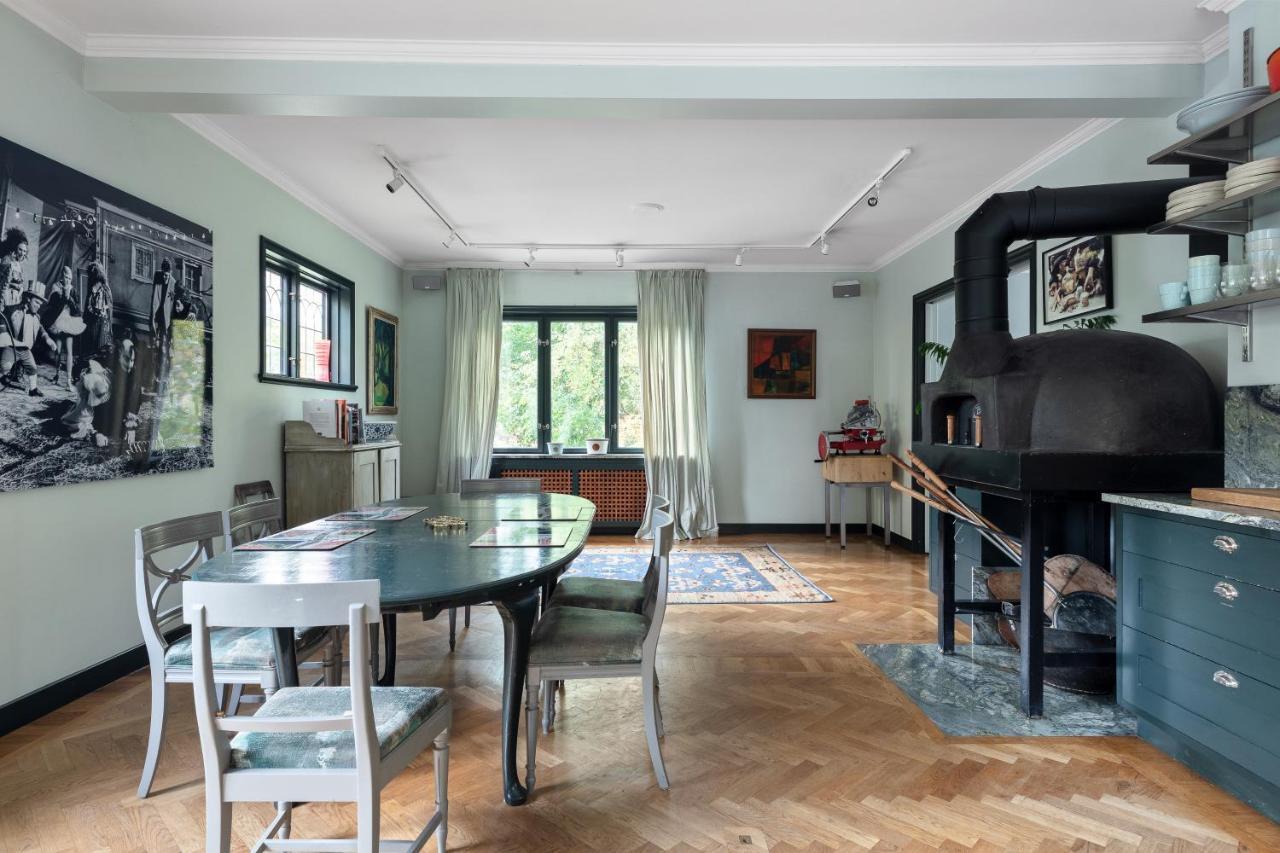 Fantastic 4 Bedroom Home In Bromma With Everything Stockholm Exterior photo