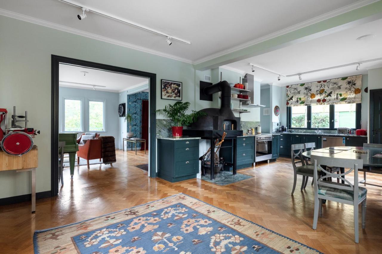 Fantastic 4 Bedroom Home In Bromma With Everything Stockholm Exterior photo