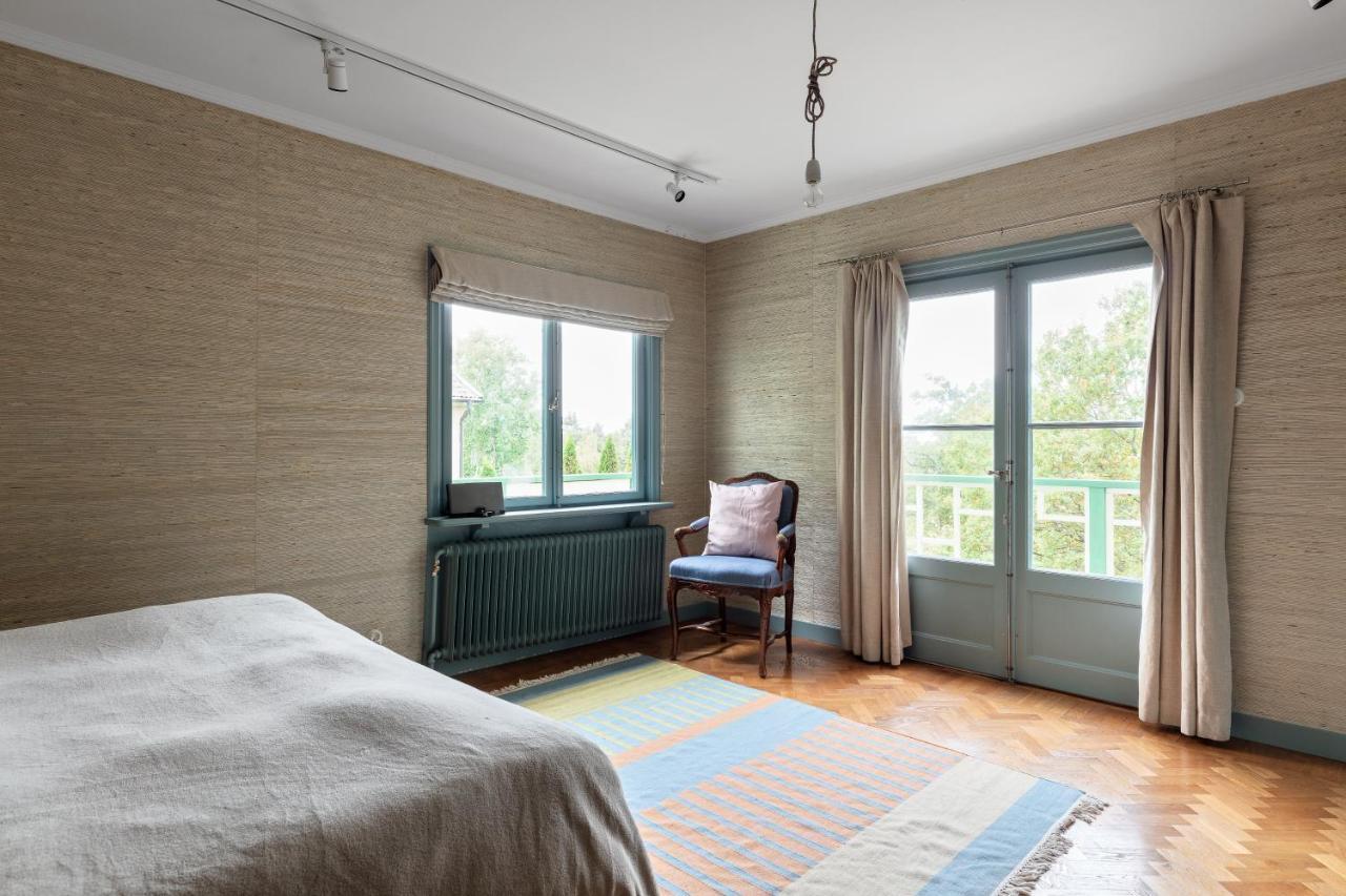 Fantastic 4 Bedroom Home In Bromma With Everything Stockholm Exterior photo